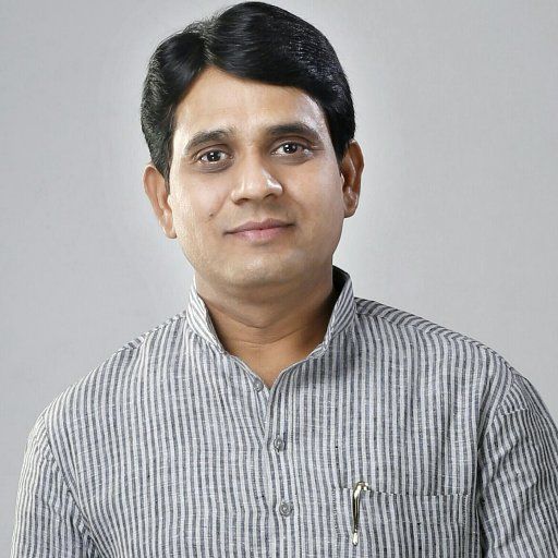50% of MP MLAs should be deducted from government level | खासदार आमदारांचा ५० टक्के निधी शासनस्तरावरूनच कपात करावा 50% of MP MLAs should be deducted from government level | खासदार आमदारांचा ५० टक्के निधी शासनस्तरावरूनच कपात करावा
