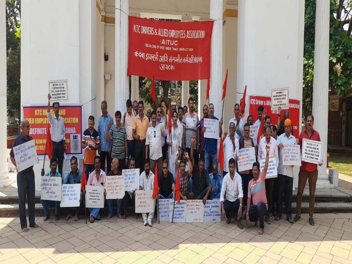 Ignorance despite completion of 21 days; General meeting of Kadamba employees now | २१ दिवस पूर्ण होऊनही दुर्लक्ष; कदंब कर्मचाऱ्यांचा आता महामेळावा Ignorance despite completion of 21 days; General meeting of Kadamba employees now | २१ दिवस पूर्ण होऊनही दुर्लक्ष; कदंब कर्मचाऱ्यांचा आता महामेळावा