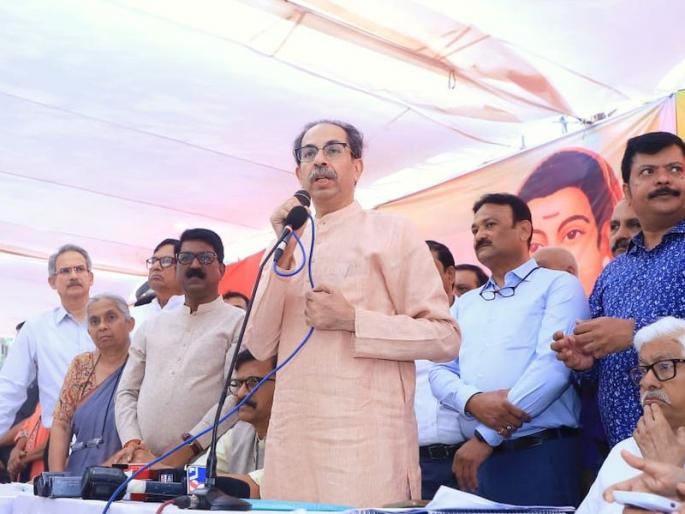 My name was definitely mentioned in Corona; But his real credit goes to the Anganwadi workers, said that former CM Uddhav Thackeray | कोरोनामध्ये माझं नाव जरुर झालं; पण त्याचं खरं श्रेय अंगणवाडी सेविकांना- उद्धव ठाकरे My name was definitely mentioned in Corona; But his real credit goes to the Anganwadi workers, said that former CM Uddhav Thackeray | कोरोनामध्ये माझं नाव जरुर झालं; पण त्याचं खरं श्रेय अंगणवाडी सेविकांना- उद्धव ठाकरे