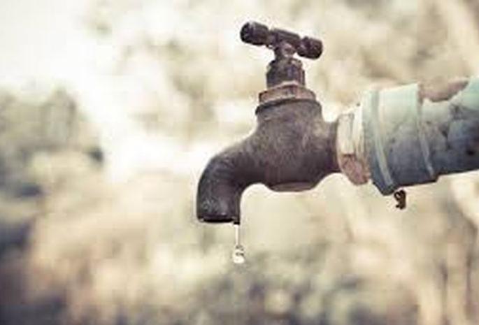 Even severe water scarcity in Washim district | वाशिम जिल्हयात यंदाही भीषण पाणीटंचाईचे सावट