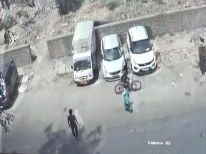 In Delhi, Mother and son killed the father; kept his body parts in the fridge | खळबळजनक! आई-मुलानेच केली बापाची हत्या; मृतदेहाचे तुकडे फ्रिजमध्ये ठेवायचे, मग... In Delhi, Mother and son killed the father; kept his body parts in the fridge | खळबळजनक! आई-मुलानेच केली बापाची हत्या; मृतदेहाचे तुकडे फ्रिजमध्ये ठेवायचे, मग...