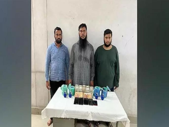Conspiracy to attack crowded places in India; 3 Pakistani terrorists arrested in hyderabad | भारतात गर्दीच्या ठिकाणी हल्ल्याचं षडयंत्र; ३ पाक दहशतवाद्यांकडून मोठा खुलासा Conspiracy to attack crowded places in India; 3 Pakistani terrorists arrested in hyderabad | भारतात गर्दीच्या ठिकाणी हल्ल्याचं षडयंत्र; ३ पाक दहशतवाद्यांकडून मोठा खुलासा
