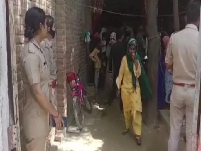 In UP muzaffarnagar husband was about to eat poison before that two wives gave their lives | पती पत्नींसमोर 'असं' काही बोलला, ते ऐकून २ बायकांनी एकत्रच स्वत:चं आयुष्य संपवलं In UP muzaffarnagar husband was about to eat poison before that two wives gave their lives | पती पत्नींसमोर 'असं' काही बोलला, ते ऐकून २ बायकांनी एकत्रच स्वत:चं आयुष्य संपवलं