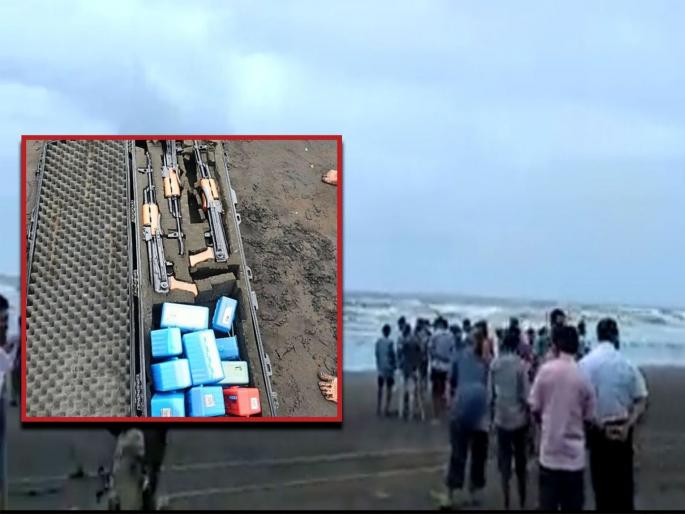 Big reveal! suspicious boat found in Raigad is registered in UK; Oman connection revealed | मोठा खुलासा! रायगडमध्ये सापडलेली 'ती' संशयास्पद बोट कुणाची?; ओमान कनेक्शन उघड Big reveal! suspicious boat found in Raigad is registered in UK; Oman connection revealed | मोठा खुलासा! रायगडमध्ये सापडलेली 'ती' संशयास्पद बोट कुणाची?; ओमान कनेक्शन उघड