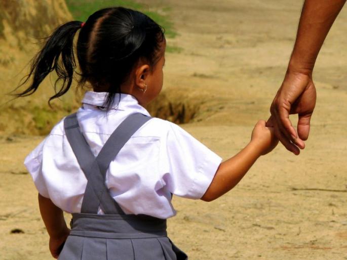 Worried about parents with the delay of RTE entry | आरटीई प्रवेशप्रक्रियेच्या विलंबाने पालकांमध्ये चिंता Worried about parents with the delay of RTE entry | आरटीई प्रवेशप्रक्रियेच्या विलंबाने पालकांमध्ये चिंता