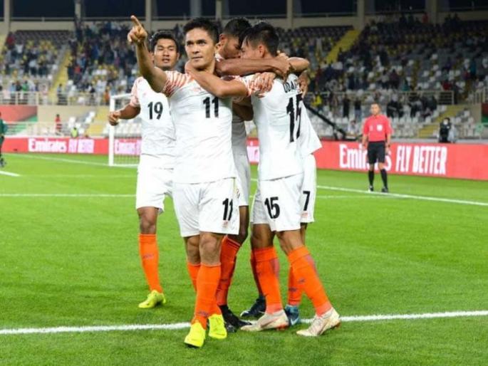 India's superb victories, Chhetri's highest-ranked team India | भारताची दमदार विजयी सलामी, छेत्रीची कमाल-टीम इंडियाची धमाल India's superb victories, Chhetri's highest-ranked team India | भारताची दमदार विजयी सलामी, छेत्रीची कमाल-टीम इंडियाची धमाल