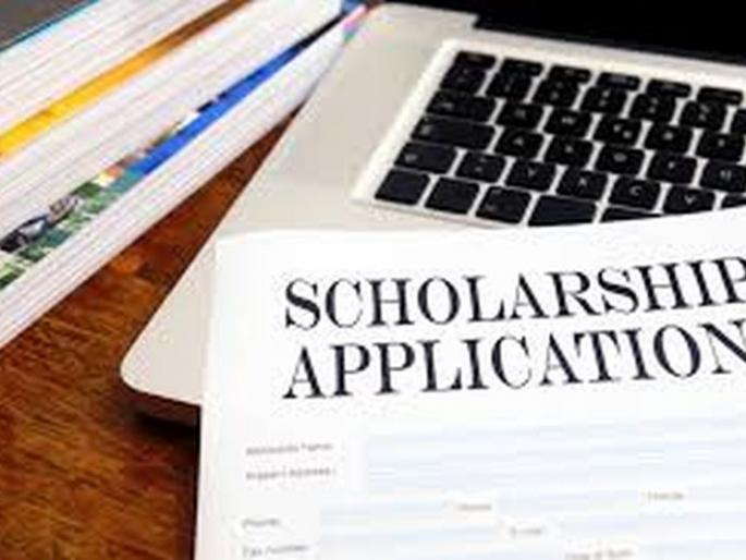 Due to accurate account, scholarship was kept | अचूक खात्याअभावी शिष्यवृत्ती रखडली Due to accurate account, scholarship was kept | अचूक खात्याअभावी शिष्यवृत्ती रखडली