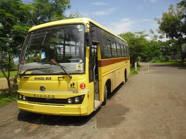 Special stoppoints across the state for school buses: Government's promise in high court | स्कूल बसेसकरिता राज्यभरात विशेष थांबे : सरकारची हायकोर्टात ग्वाही