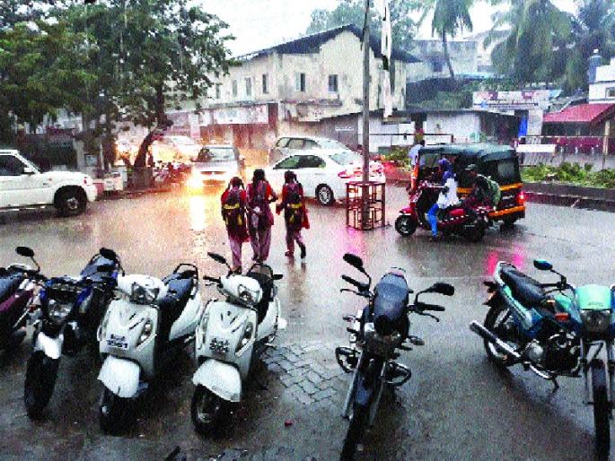 Vigilance alert in Raigad district | रायगड जिल्ह्यात दक्षतेचा इशारा Vigilance alert in Raigad district | रायगड जिल्ह्यात दक्षतेचा इशारा
