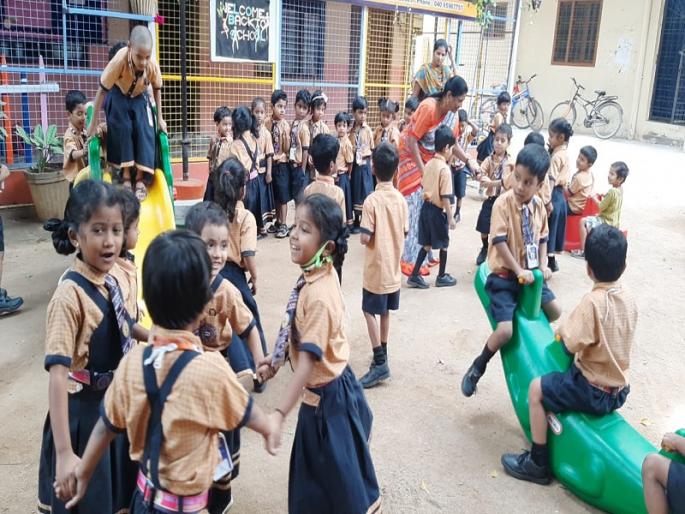English medium schools vandalized in Pune; Cases filed against thirteen unauthorized schools | पुण्यातील इंग्रजी माध्यमाच्या शाळांचा भांडाफोड; तेरा अनधिकृत शाळांवर गुन्हे दाखल English medium schools vandalized in Pune; Cases filed against thirteen unauthorized schools | पुण्यातील इंग्रजी माध्यमाच्या शाळांचा भांडाफोड; तेरा अनधिकृत शाळांवर गुन्हे दाखल