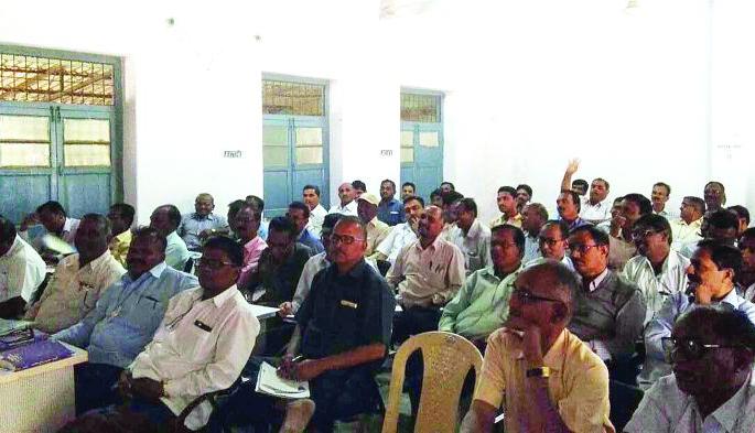 Washim: Out School Exercise Validation Under 'School Siddhi' initiative! | वाशिम : ‘शाळा सिद्धी’ उपक्रमांतर्गत शाळांचे बाहय़ मुल्यमापन! Washim: Out School Exercise Validation Under 'School Siddhi' initiative! | वाशिम : ‘शाळा सिद्धी’ उपक्रमांतर्गत शाळांचे बाहय़ मुल्यमापन!