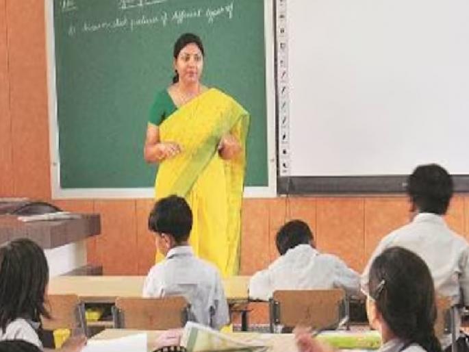 Even after teacher recruitment in Ratnagiri district 986 posts will remain vacant | रत्नागिरी जिल्ह्यात शिक्षक भरतीनंतरही ९८६ पदे राहणार रिक्त, नव्या शैक्षणिक वर्षात नवीन शिक्षकांची नियुक्ती Even after teacher recruitment in Ratnagiri district 986 posts will remain vacant | रत्नागिरी जिल्ह्यात शिक्षक भरतीनंतरही ९८६ पदे राहणार रिक्त, नव्या शैक्षणिक वर्षात नवीन शिक्षकांची नियुक्ती