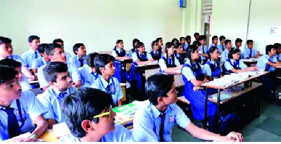CoronaVirus News: Coordinating Officer's Demand for School Complaints | CoronaVirus News: शाळांसंबंधी तक्रार करण्यासाठी समन्वय अधिकाऱ्याची मागणी CoronaVirus News: Coordinating Officer's Demand for School Complaints | CoronaVirus News: शाळांसंबंधी तक्रार करण्यासाठी समन्वय अधिकाऱ्याची मागणी