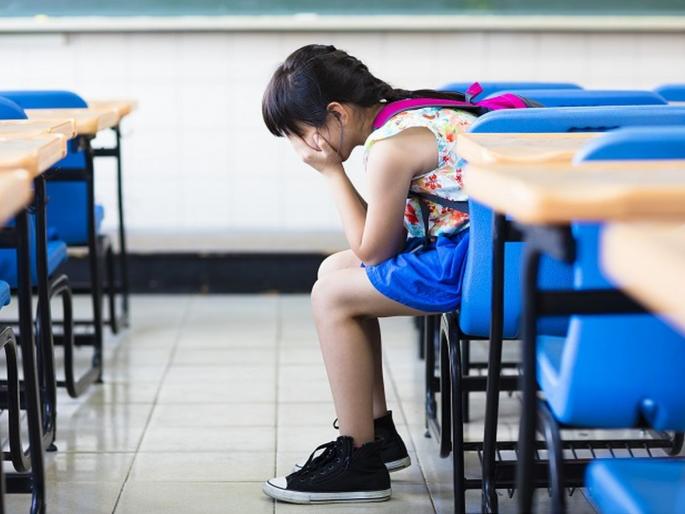 These are not suicides; The murder of children by parents and teachers! | या आत्महत्या नाहीत; पालकांनी, शिक्षकांनी केलेले मुलांचे खूनच! These are not suicides; The murder of children by parents and teachers! | या आत्महत्या नाहीत; पालकांनी, शिक्षकांनी केलेले मुलांचे खूनच!