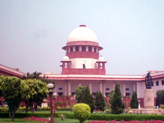 coronavirus cji approved 60 beds covid centers in supreme court during summer vacation | CoronaVirus: आता सर्वोच्च न्यायालयातही होणार ६० बेड्सचे कोव्हिड सेंटर; सरन्यायाधीशांनी दिली मंजुरी coronavirus cji approved 60 beds covid centers in supreme court during summer vacation | CoronaVirus: आता सर्वोच्च न्यायालयातही होणार ६० बेड्सचे कोव्हिड सेंटर; सरन्यायाधीशांनी दिली मंजुरी