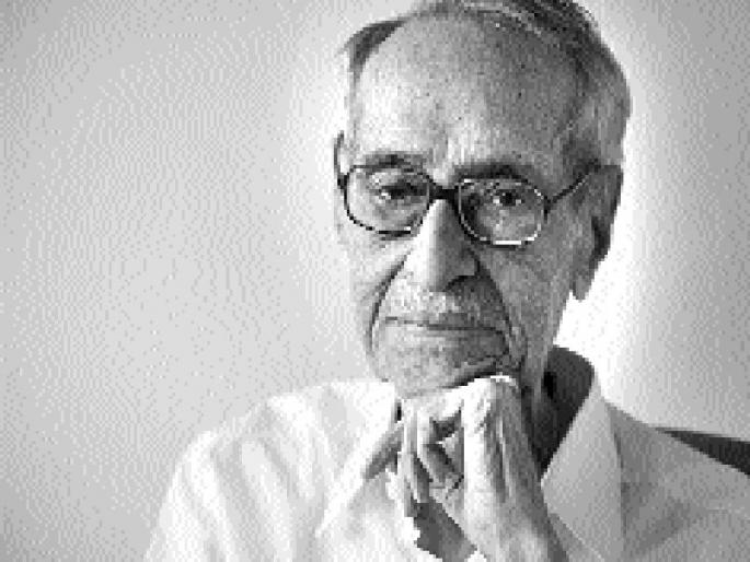 Cinematographer wearing a centenary life | शतकी आयुष्याला गवसणी घालणारे सिनेमॅटोग्राफर Cinematographer wearing a centenary life | शतकी आयुष्याला गवसणी घालणारे सिनेमॅटोग्राफर