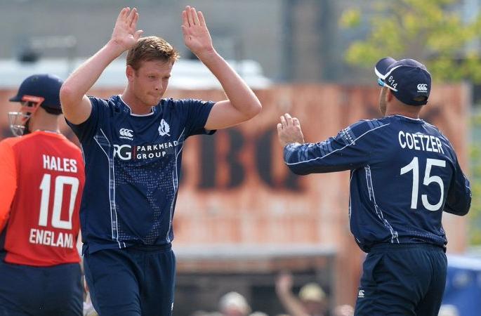 Scotland won by 10 wickets (with 280 balls remaining) against Oman | ५० ओव्हरचा आंतरराष्ट्रीय क्रिकेट सामना ३.२ षटकांतच संपतो तेव्हा...