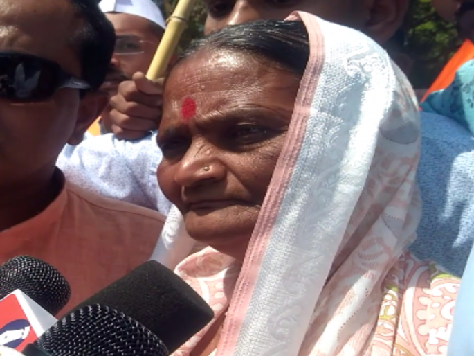 my son should get justice,says rahul fatangdech mother | माझ्या मुलाला न्याय हवा; राहुल फटांगडेच्या अाईचे भावनिक उद्गार my son should get justice,says rahul fatangdech mother | माझ्या मुलाला न्याय हवा; राहुल फटांगडेच्या अाईचे भावनिक उद्गार