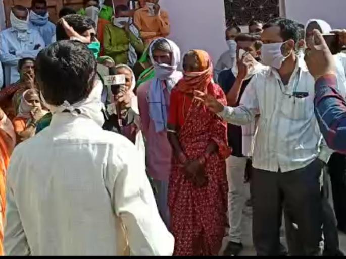 CoronaVirus: Congestion caused by a loudspeaker in a Parawa; Case filed against 125 persons | CoronaVirus : पारव्यात ध्वनीक्षेपकाद्वारे जमविला जमाव ; १२५ जणांवर गुन्हा दाखल CoronaVirus: Congestion caused by a loudspeaker in a Parawa; Case filed against 125 persons | CoronaVirus : पारव्यात ध्वनीक्षेपकाद्वारे जमविला जमाव ; १२५ जणांवर गुन्हा दाखल