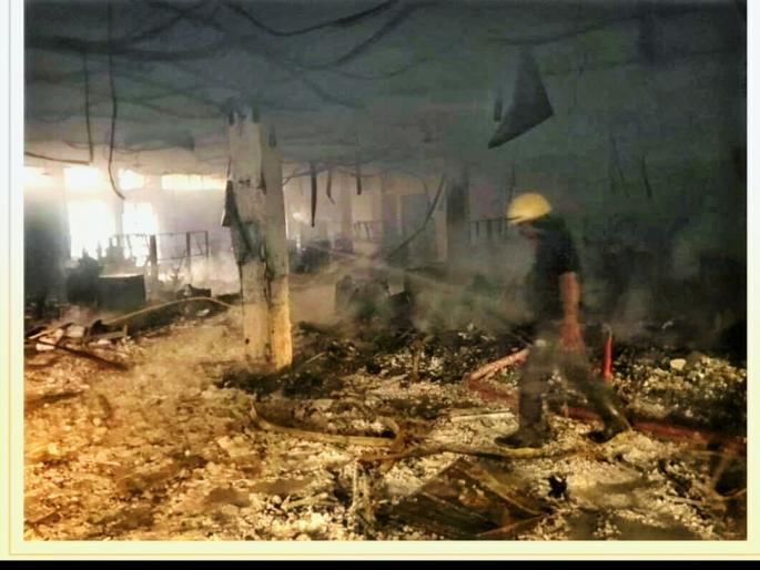 LIC office in Beed burnt down | बीडमधील एलआयसी ऑफिस भीषण आगीत भस्मसात LIC office in Beed burnt down | बीडमधील एलआयसी ऑफिस भीषण आगीत भस्मसात