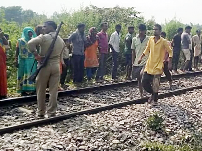 Shocking; He ended his life in a moment before his hands turned yellow and he became incapacitated | धक्कादायक; हात पिवळे अन् अक्षता पडण्यापूर्वीच त्याने संपविले क्षणात आयुष्य Shocking; He ended his life in a moment before his hands turned yellow and he became incapacitated | धक्कादायक; हात पिवळे अन् अक्षता पडण्यापूर्वीच त्याने संपविले क्षणात आयुष्य