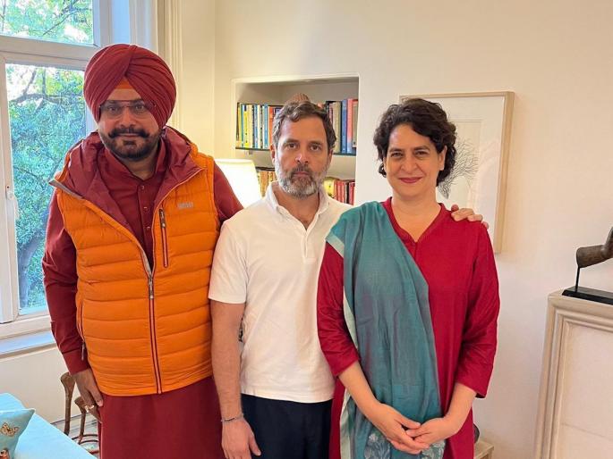 congress leader navjot singh sidhu meets rahul gandhi priyanka gandhi vadra after come out of jail says will neither flinch nor back an inch | “ना झुकणार, ना इंचभरही मागे हटणार,” तुरुंगातून बाहेर आल्यानंतर सिद्धू यांनी घेतली राहुल-प्रियंका गांधींची भेट