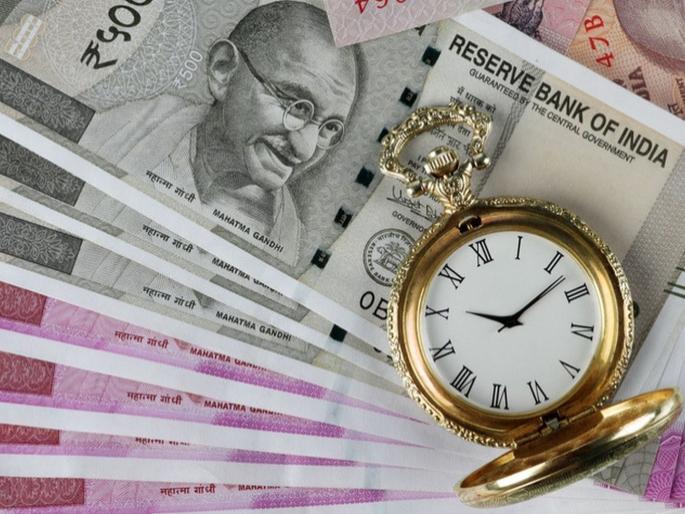Central government Will pay more interest than FD; new floating bond scheme launched | FD पेक्षाही जास्त व्याज देणार; केंद्र सरकारची 'अफलातून' योजना लाँच Central government Will pay more interest than FD; new floating bond scheme launched | FD पेक्षाही जास्त व्याज देणार; केंद्र सरकारची 'अफलातून' योजना लाँच