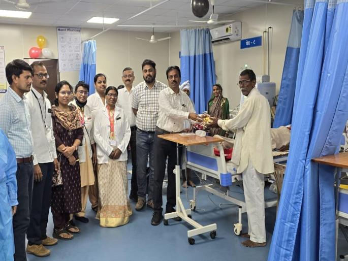 An average of 225 dialysis per month; free treatment in government hospitals; Relief to patients | महिन्याला सरासरी २२५ डायलिसिस; सरकारी रुग्णालयात मोफत उपचार; रुग्णांना दिलासा An average of 225 dialysis per month; free treatment in government hospitals; Relief to patients | महिन्याला सरासरी २२५ डायलिसिस; सरकारी रुग्णालयात मोफत उपचार; रुग्णांना दिलासा