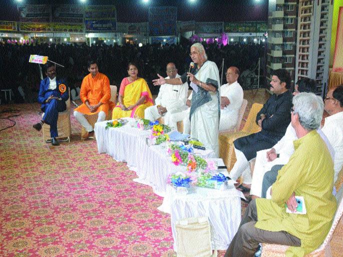 The need to intensify the fight against encroachment | अतिक्रमणांच्या विरोधातील लढा तीव्र करण्याची गरज The need to intensify the fight against encroachment | अतिक्रमणांच्या विरोधातील लढा तीव्र करण्याची गरज