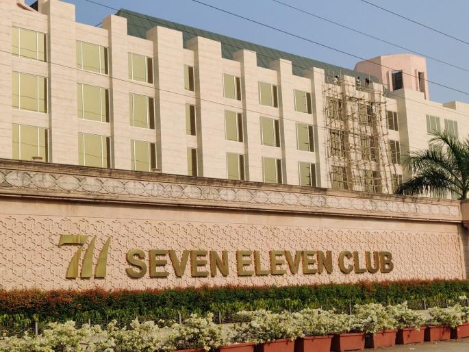 Meera - Shame on Bhayander police; Disputed 711 clubs investigated and removed | मीरा - भाईंदर पोलिसांवर नामुष्की; वादग्रस्त ७११ क्लबचा तपास घेतला काढून Meera - Shame on Bhayander police; Disputed 711 clubs investigated and removed | मीरा - भाईंदर पोलिसांवर नामुष्की; वादग्रस्त ७११ क्लबचा तपास घेतला काढून