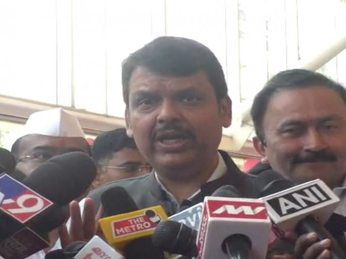 People who were jumping yesterday...; Devendra Fadnavis said that all the discussions ended on Supreme Court verdict eknath Shinde uddhav thackeray shivsena maharashtra political crisis | जे लोक काल उड्या मारत होते...; देवेंद्र फडणवीसांनी सांगितले सर्व चर्चा थोतांड ठरल्या People who were jumping yesterday...; Devendra Fadnavis said that all the discussions ended on Supreme Court verdict eknath Shinde uddhav thackeray shivsena maharashtra political crisis | जे लोक काल उड्या मारत होते...; देवेंद्र फडणवीसांनी सांगितले सर्व चर्चा थोतांड ठरल्या