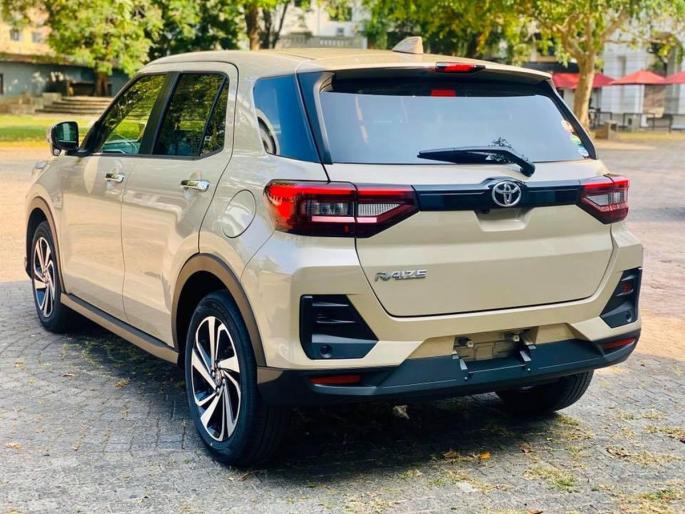 Friendship with Maruti will not benefit? Toyota to bring its own two compact SUVs to India, register raize and raize space | मारुतीशी मैत्रीचाही फायदा होईना? टोयोटा स्वत:च्याच दोन कॉम्पॅक्ट एसयुव्ही भारतात आणणार... Friendship with Maruti will not benefit? Toyota to bring its own two compact SUVs to India, register raize and raize space | मारुतीशी मैत्रीचाही फायदा होईना? टोयोटा स्वत:च्याच दोन कॉम्पॅक्ट एसयुव्ही भारतात आणणार...