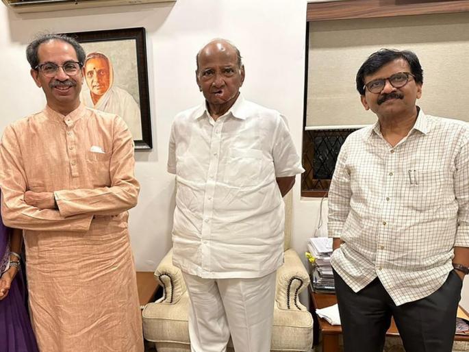 Uddhav Thackeray meets Pawar to tell him that he is withdrawing his claim for the post of Chief Minister; Big claim of Shinde group | मुख्यमंत्री पदावरील दावा मागे घेतोय, हे सांगायला उद्धव ठाकरे पवारांना भेटले; शिंदे गटाचा मोठा दावा Uddhav Thackeray meets Pawar to tell him that he is withdrawing his claim for the post of Chief Minister; Big claim of Shinde group | मुख्यमंत्री पदावरील दावा मागे घेतोय, हे सांगायला उद्धव ठाकरे पवारांना भेटले; शिंदे गटाचा मोठा दावा