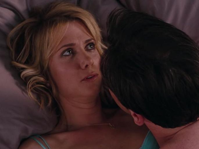 Sex life: What is sex anxiety and how to keep it away | लैंगिक जीवन : महिलांनी 'ही' समस्या वेळीच दूर केली तर मिळेल दुप्पट आनंद! Sex life: What is sex anxiety and how to keep it away | लैंगिक जीवन : महिलांनी 'ही' समस्या वेळीच दूर केली तर मिळेल दुप्पट आनंद!