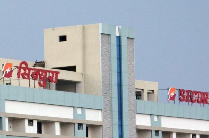 Secura Hospital reimburses 104 patients | सेक्युरा हॉस्पिटलकडून १०४ रुग्णांचे अतिरिक्त शुल्क परत 