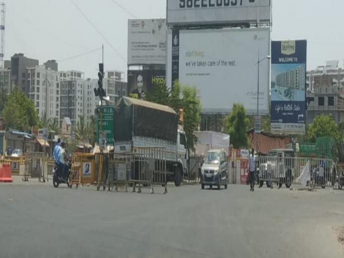 Corona virus : Boundaries in 'red zone' in Pimpri become 'unsafe' | Corona virus : पिंपरीतील 'रेड झोन'मधील सीमा झाल्या 'असुरक्षित' Corona virus : Boundaries in 'red zone' in Pimpri become 'unsafe' | Corona virus : पिंपरीतील 'रेड झोन'मधील सीमा झाल्या 'असुरक्षित'