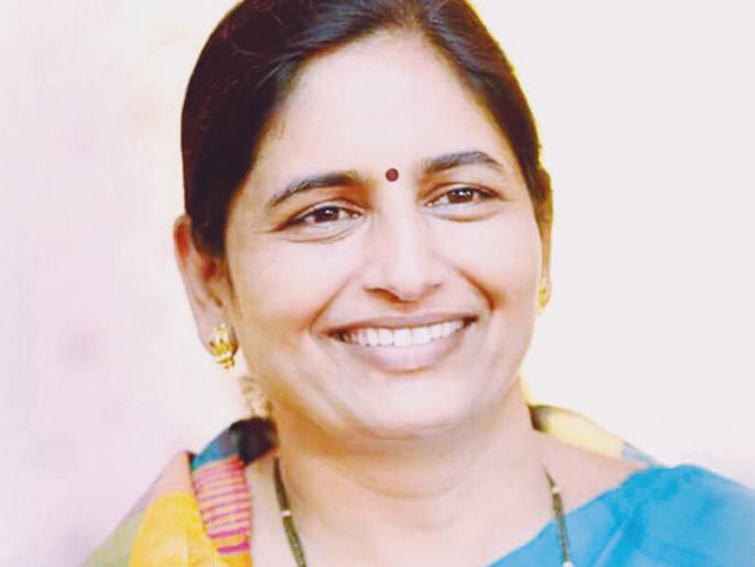 Nashik Election Results: A win in the neck of Border Diamonds again from the western constituency, Maharashtra vidhansabha election Results 2019 | नाशिक निवडणूक निकाल : पश्चिम मतदारसंघातून पुन्हा सीमा हिरे यांच्या गळ्यात विजयाची माळ Nashik Election Results: A win in the neck of Border Diamonds again from the western constituency, Maharashtra vidhansabha election Results 2019 | नाशिक निवडणूक निकाल : पश्चिम मतदारसंघातून पुन्हा सीमा हिरे यांच्या गळ्यात विजयाची माळ