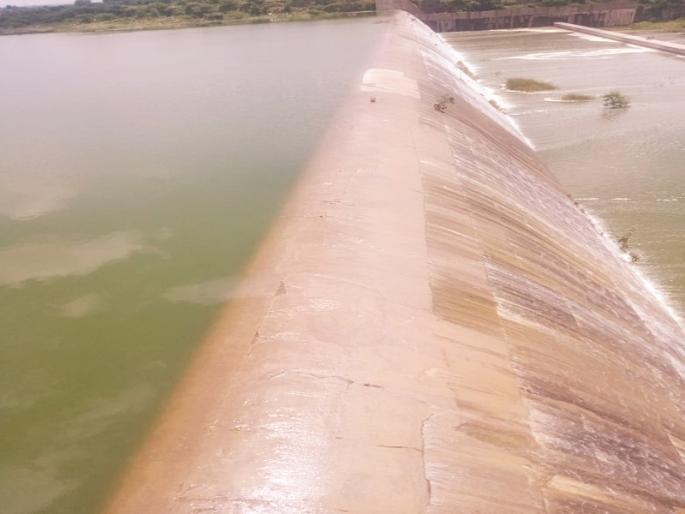 Cena Dam overflow; This record was recorded after 35 years. | सीना धरण ओव्हरफ्लो; ३५ वर्षानंतर नोंदला हा विक्रम.. Cena Dam overflow; This record was recorded after 35 years. | सीना धरण ओव्हरफ्लो; ३५ वर्षानंतर नोंदला हा विक्रम..
