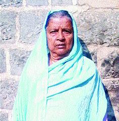 Women's Day Special; The 40-year-old Integrated Health Service | Women's Day Special; कारीतील ‘बडबडी सिस्टर’ची ४० वर्षांची अखंड आरोग्य सेवा 