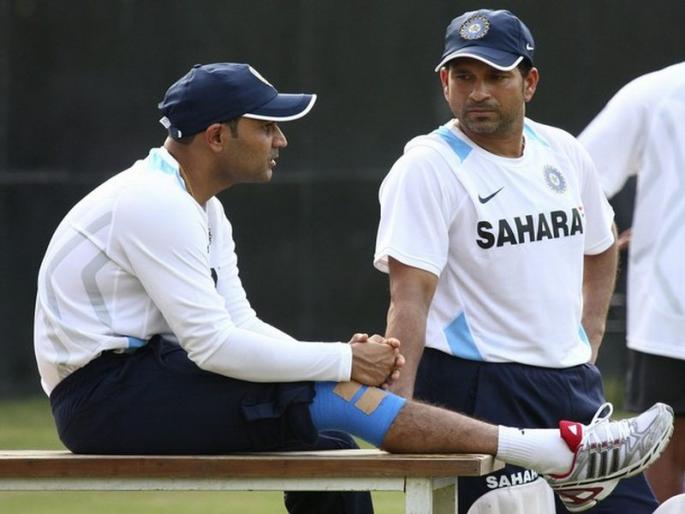 Sachin wins Sachin in match-fixing | चुरशीच्या सामन्यात सेहवाग जिंकला, सचिन हरला...