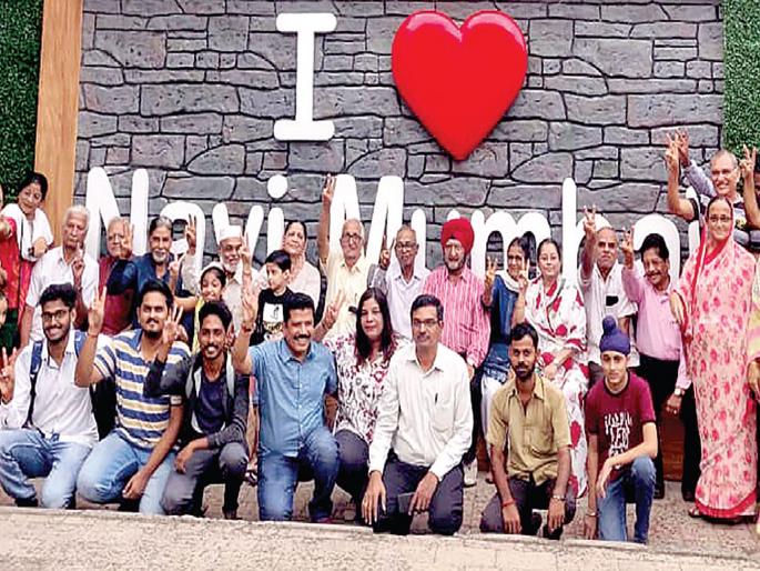Selfie Point Becomes Attraction Of Minors | सेल्फी पॉइंट बनला अबालवृद्धांचे आकर्षण Selfie Point Becomes Attraction Of Minors | सेल्फी पॉइंट बनला अबालवृद्धांचे आकर्षण
