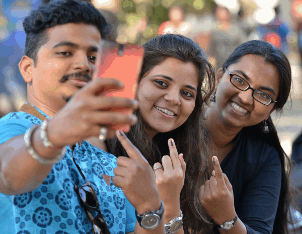 'My First Vote Selfie' Contest for new voters, Innovation Programme by Election Commission | ‘माय फर्स्ट व्होट सेल्फी’स्पर्धा, निवडणूक आयोगाचं नवमतदारांसाठी अभिनव उपक्रम 'My First Vote Selfie' Contest for new voters, Innovation Programme by Election Commission | ‘माय फर्स्ट व्होट सेल्फी’स्पर्धा, निवडणूक आयोगाचं नवमतदारांसाठी अभिनव उपक्रम