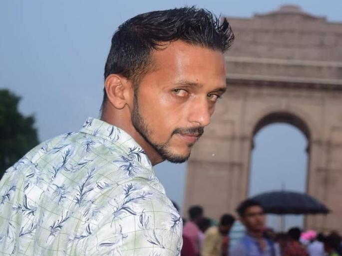 Shiv Sena Firing Case: Shiv Sena sub-branch chief plots to shoot himself; Discuss this reason | Shiv Sena Leader Firing Case: बंदुकीच्या परवान्यासाठी खटाटोप? शिवसेना उपशाखाप्रमुखाने स्वत:वरच गोळीबाराचा कट रचला Shiv Sena Firing Case: Shiv Sena sub-branch chief plots to shoot himself; Discuss this reason | Shiv Sena Leader Firing Case: बंदुकीच्या परवान्यासाठी खटाटोप? शिवसेना उपशाखाप्रमुखाने स्वत:वरच गोळीबाराचा कट रचला