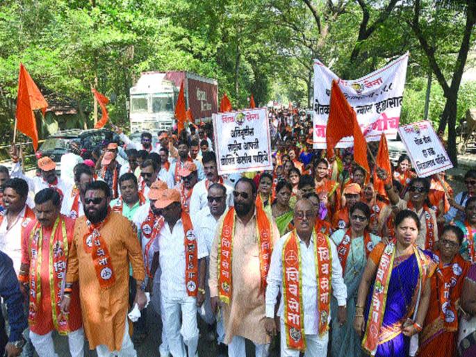 Give immediate help to the disadvantaged farmers !, Shiv sena march on Panvel tahsil | नुकसानग्रस्त शेतकऱ्यांना तत्काळ मदत द्या!, पनवेल तहसीलवर सेनेचा मोर्चा Give immediate help to the disadvantaged farmers !, Shiv sena march on Panvel tahsil | नुकसानग्रस्त शेतकऱ्यांना तत्काळ मदत द्या!, पनवेल तहसीलवर सेनेचा मोर्चा