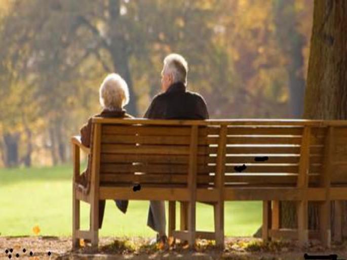 The son kick off his parents from home for wealth; Time for the parents to go to the police | मुलगाच जिवावर उठला, संपत्तीसाठी आईवडिलांना हाकलले; पालकांना पोलिसात जाण्याची वेळ