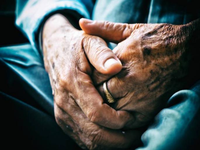 Senior citizen beaten up over minor dispute while drinking toddy incident in Wanawadi | ताडी पिताना किरकोळ वादातून बेदम मारहाण; ज्येष्ठाचा मृत्यू, वानवडीतील घटना Senior citizen beaten up over minor dispute while drinking toddy incident in Wanawadi | ताडी पिताना किरकोळ वादातून बेदम मारहाण; ज्येष्ठाचा मृत्यू, वानवडीतील घटना