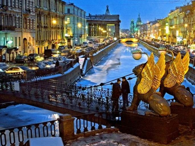 The romance of the imperial capital St. Petersburg | शाही राजधानी सेंट पीटर्सबर्गची भुरळ