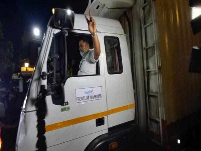 All of us have had a hard time! "; seerum officer heart touching word | " आमच्या सर्वांच्या कष्टाचे चीज झाले!" ; सिरम इन्स्टिट्यूटच्या अधिकाऱ्याला भावना अनावर