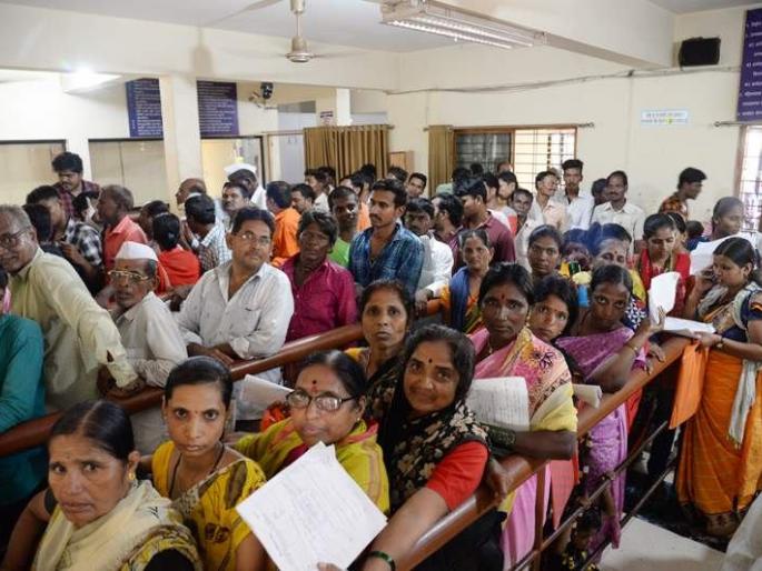 Setu office of Satara, Sangli, Pune opened, then why closed Saleapur? | सातारा, सांगली, पुण्याचे सेतू कार्यालय सुरू, मग साेलापूरचे बंद का? Setu office of Satara, Sangli, Pune opened, then why closed Saleapur? | सातारा, सांगली, पुण्याचे सेतू कार्यालय सुरू, मग साेलापूरचे बंद का?