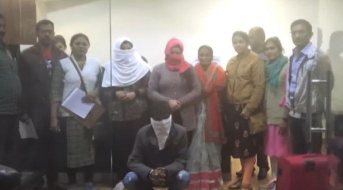 Sex racket in Hotel Krishna in Nagpur: Police raid | नागपुरातील हॉटेल क्रिष्णामध्ये सेक्स रॅकेट : पोलिसांचा छापा